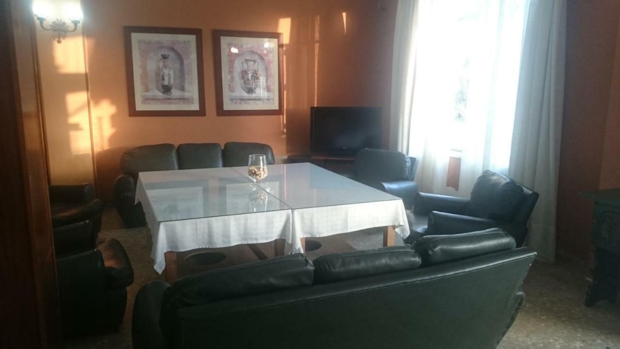Hotel Astigi Ecija Luaran gambar